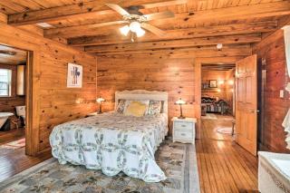 Rustic Rockdale Home on 100 Acres Near City Park! - Rockdale - 3