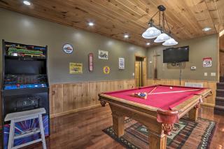 Riversong Ridge Cabin with Hot Tub and Game Room! - 8