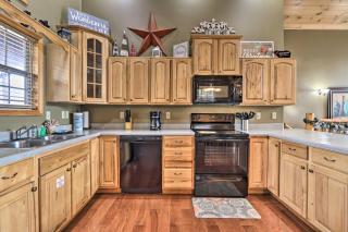 Riversong Ridge Cabin with Hot Tub and Game Room! - 4