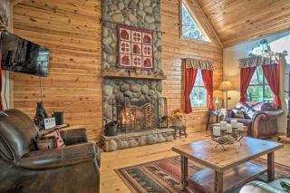 Outdoor Adventure - Charming Cabin with Hot Tub - Sautee Nacoochee - 2