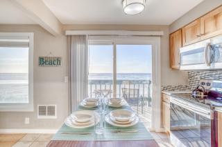 Whale Watcher Condo 3 - Meredith Lodging - Rockaway Beach - 8