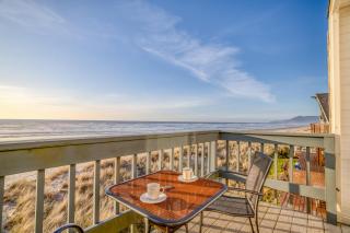 Whale Watcher Condo 3 - Meredith Lodging - Rockaway Beach - 0