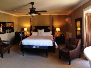 Crown Mansion Boutique Hotel & Villas - Qualicum Beach - 8