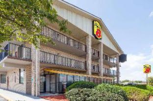 Super 8 by Wyndham Manassas - Manassas - 5