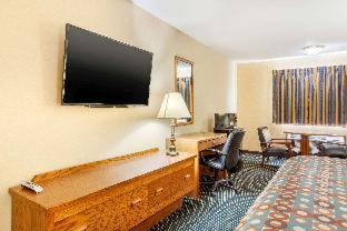 Rodeway Inn Blair - 2