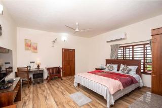 StayVista at Springhills Villa & Ayurvedic Spa - Cochin - 3