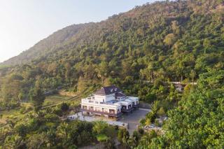 StayVista at Springhills Villa & Ayurvedic Spa - Cochin - 7