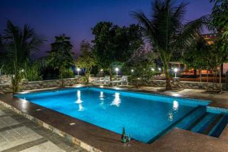 StayVista at Springhills Villa & Ayurvedic Spa - Cochin - 8