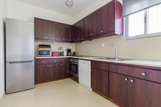 Two Bedroom Apartment in Chalandri with Balcony - Athens - 5