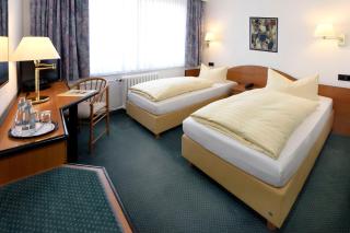 LAT Hotel & Apartmenthaus Berlin - Eisenhüttenstadt - 8
