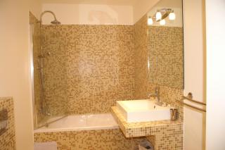 First Floor 15 Rue Notre Dame with Vast Terrace - Cannes - 4