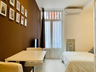 Comfortable studio in via Stromboli - Milano - 5