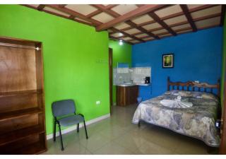Cabinas Los Tucanes Private Room #4 with Volcano view - 9
