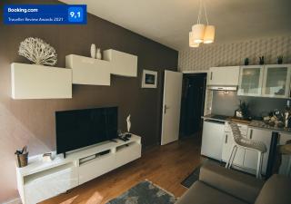 Le Petit Roi - StandingPlace - 7