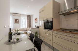 Villa Meri very central and beautiful apartment - 4