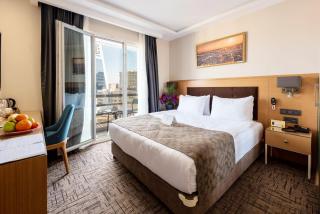 Hotel Boursier 2 & Spa - 0