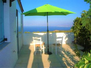 Iremia Cottage Sleeps 4 with Sea View - 5