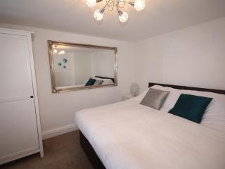 Harpenden House Apartment 2 quality at its best! - 5