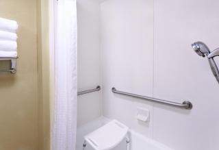 Holiday Inn Hotel & Suites Daytona Beach On The Ocean by IHG - Daytona Beach - 6