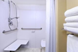 Holiday Inn Hotel & Suites Daytona Beach On The Ocean by IHG - Daytona Beach - 8