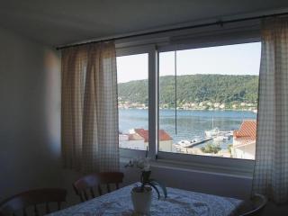 Apartments and rooms by the sea Supetarska Draga - Donja, Rab - 16721 - 1