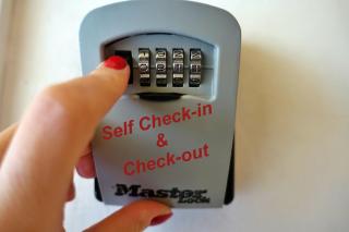 Balcescu Apartment Self Check-in - 9