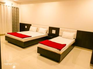 Hotel Neem Tree - Shirdi - 3