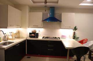 Elegant & Charming One Bed Apartment In Bahria Town - Rawalpindi - 2