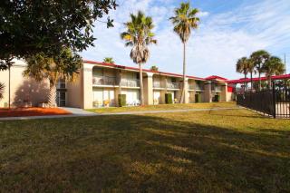 Ramada by Wyndham Davenport Orlando South - Davenport - 4