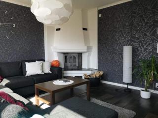 SARA - Modern Row Aprt with Sauna - 24h Check-in - 0