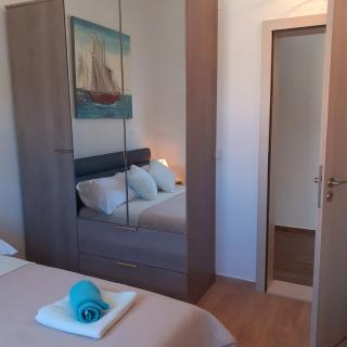 Apartman L&M - Rogoznica - 1