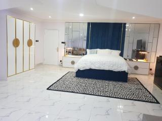 Executive Home Extension - 4