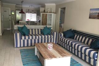 Riverclub Club Mews - modern, spacious, close to the beach - Plettenbergbaai - 7