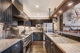 Stunning 4 bedroom condo Snowcloud base of Bachelor Gulch condo - 6