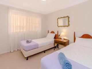 Shellcot - Yamba - 3