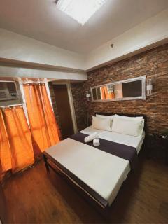 Pearljohn's Place Tagaytay Prime Residences - Tagaytay - 4