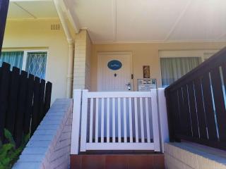 BillsBest Beach House - Margate - 6