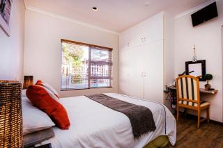 49 on Cliff - Gansbaai - 5