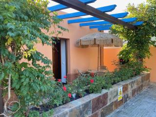 Apartamento con doble entrada y piscina compartida - Cádiz - 0