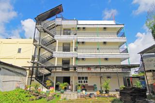 RedDoorz Plus at Pelita Guest House Balikpapan - Balikpapan - 8