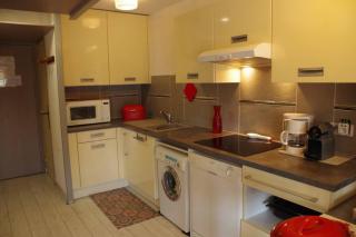 studio avec climatisation WIFI parking piscine - 2