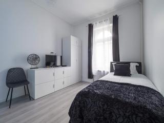 EXECUTIVE SINGLE ROOM WITH EN-SUITE in GUEST HOUSE CITY CENTRE - Lussemburgo - 5