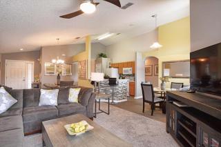 Serene Pool & Spa, Gated Resort- 2201Em - 3