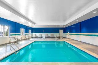 Microtel Inn Suites by Wyndham South Hill - South Hill - 2