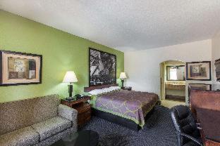 Super 8 by Wyndham Houston Hobby Airport South - Houston - 5