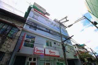 RedDoorz near Zobel Roxas St - Manila - 9