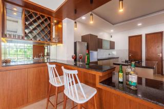 StayVista's White Pebbles - A Villa with Theater Room & Swimming Pool - Lonavala - 5