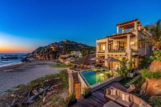 1037 - Villa Escondida - 0