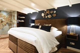 Small Luxury Boutique Hotel Wilma J - Vinkeveen - 3