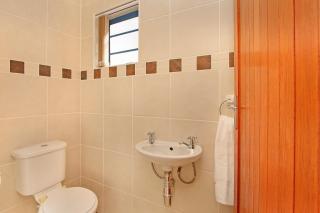 Oyster Retreat by HostAgents - Langebaan - 5